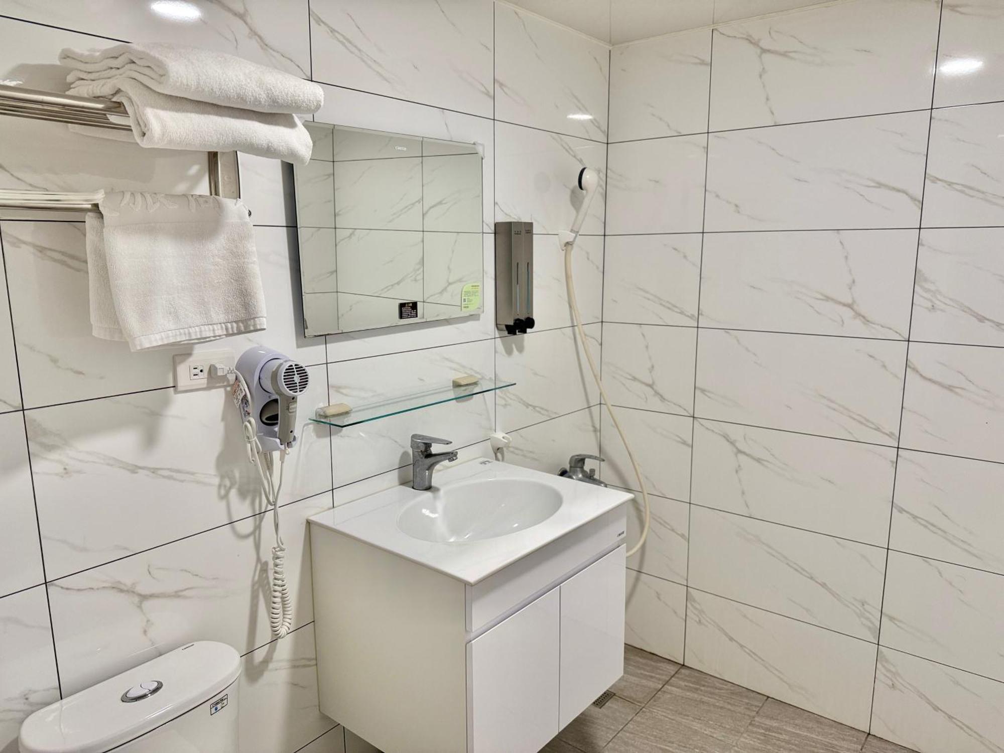 Wl Hotel Hsinchu Esterno foto