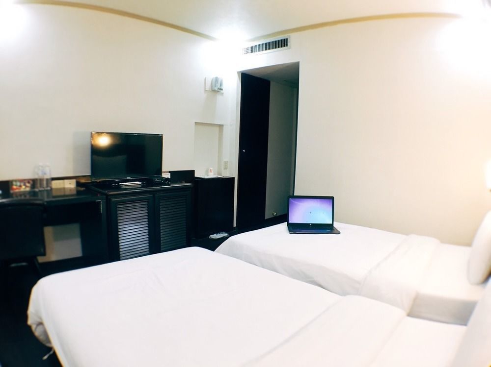 Wl Hotel Hsinchu Esterno foto