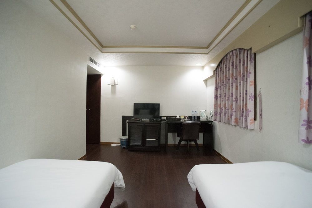 Wl Hotel Hsinchu Esterno foto